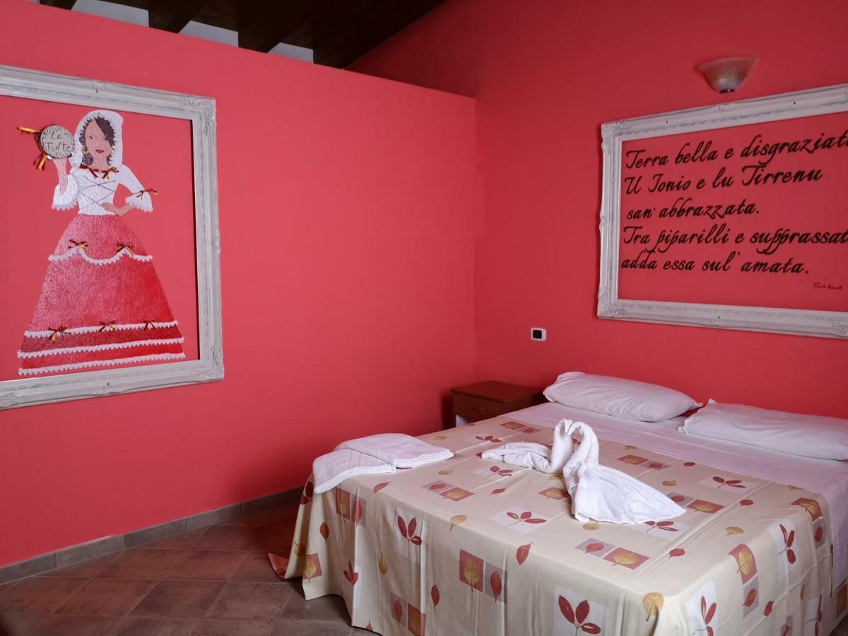 Azienda Agrituristica La Fonte Βίλα Bonifati Εξωτερικό φωτογραφία
